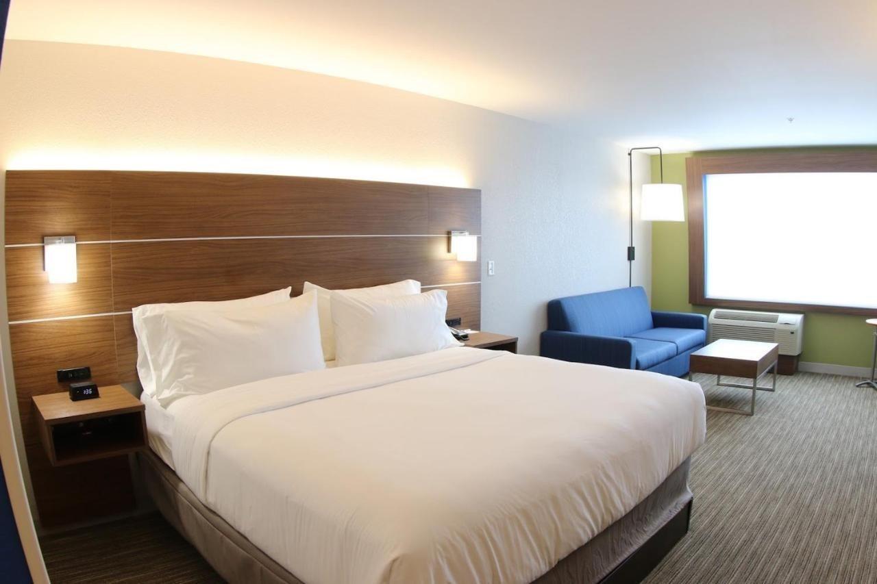 Holiday Inn Express & Suites - Detroit Northwest - Livonia By Ihg Luaran gambar
